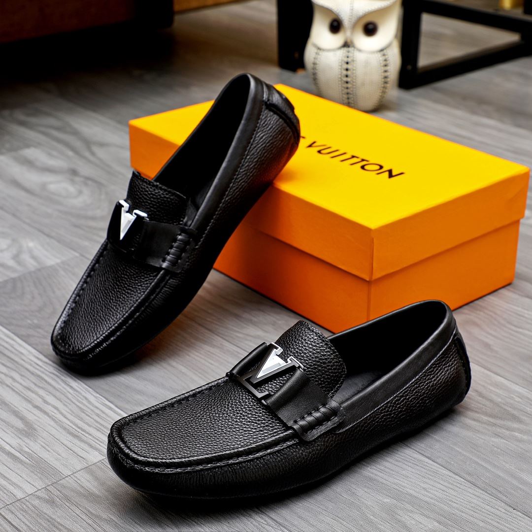 Louis Vuitton Low Shoes